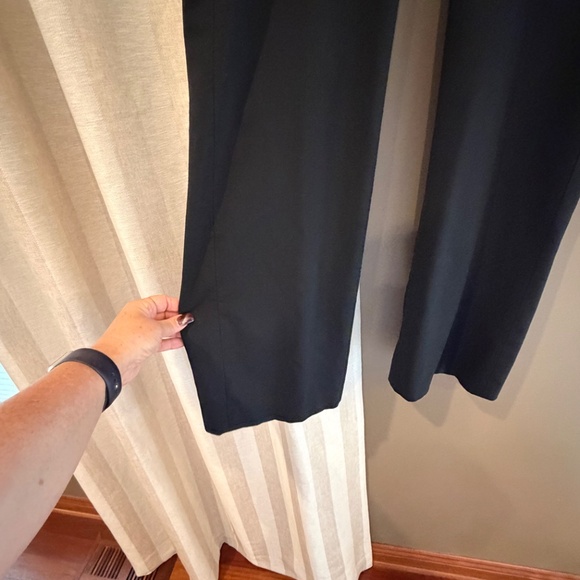 Banana Republic Women's Wool Contoured Fit  Black Dress Pants, Size 10 Long - Picture 6 of 12